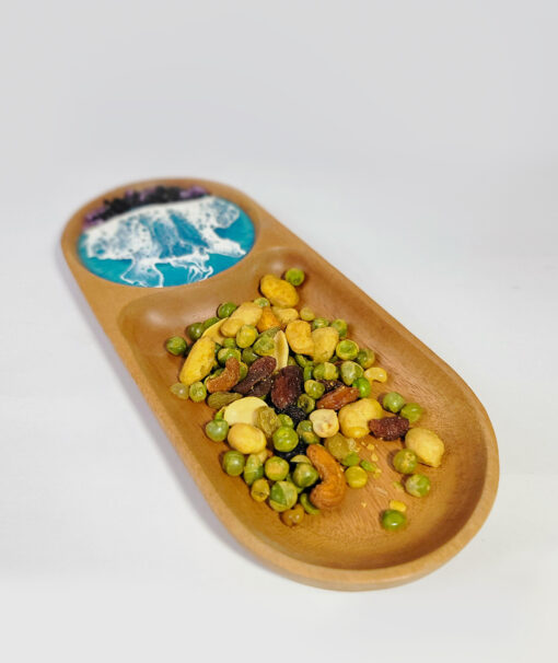 Oval Resin Tray with Ocean Waves - Image 2