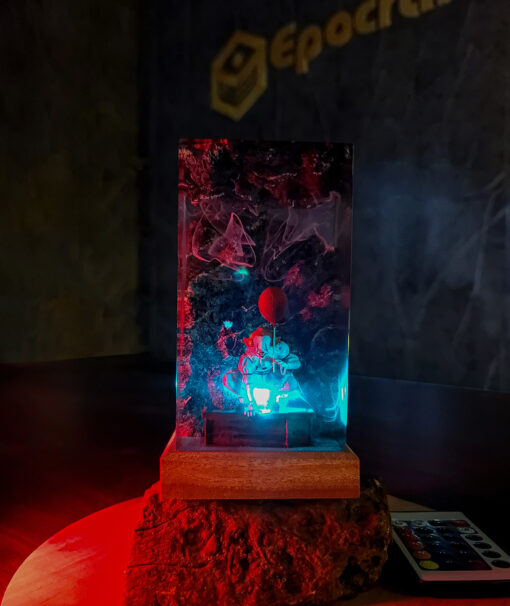 Bloody Pennywise Resin Night Lamp - Image 9