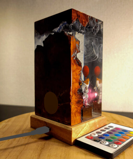 Bloody Pennywise Resin Night Lamp - Image 6