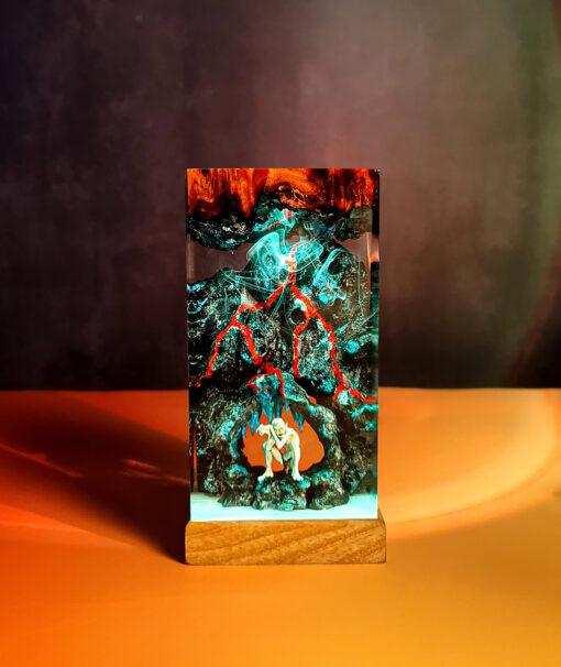 Gollum Resin Night Lamp - Image 6