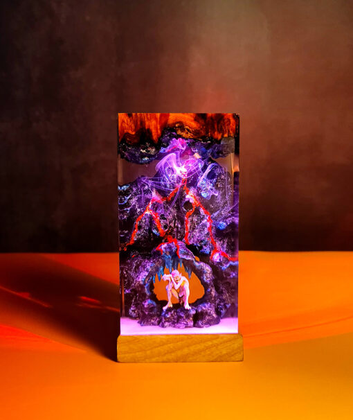 Gollum Resin Night Lamp - Image 4